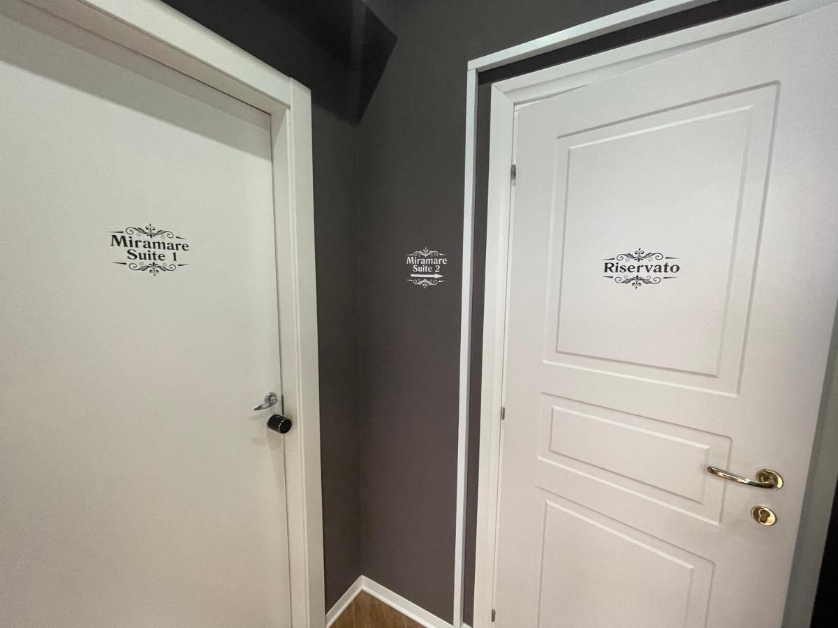 B&B Miramare Suite Borgo Taranto Exterior foto